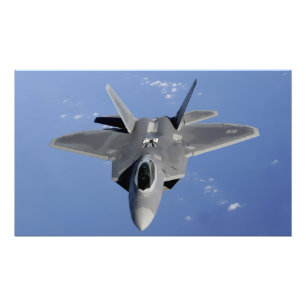 An F-22 Raptor moves into position to receive f Photo Print