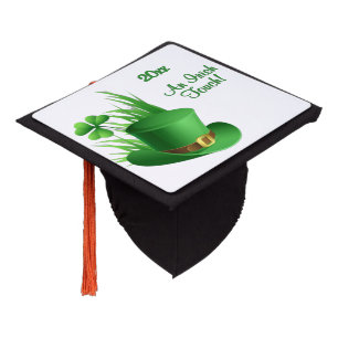 An Irish Touch Leprechaun Clove Hat in Grass