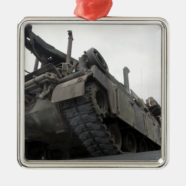 An M88A2 Hercules Recovery Vehicle Metal Ornament (Front)