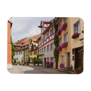 An unusually well-preserved medieval town on the magnet