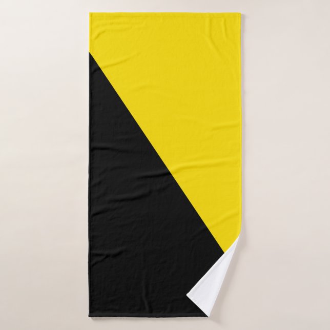 Anarcho capitalism flag anarchy symbol black yello bath towel (Bath Towel)