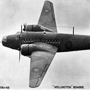 Ancienne carte postale - Bombe Vickers Wellington