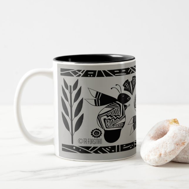 Anciennes abeilles et fleurs sur mug gris (Avec donut)