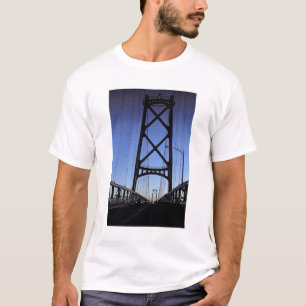 Angus L Macdonald Bridge, Halifax, Nova T-Shirt