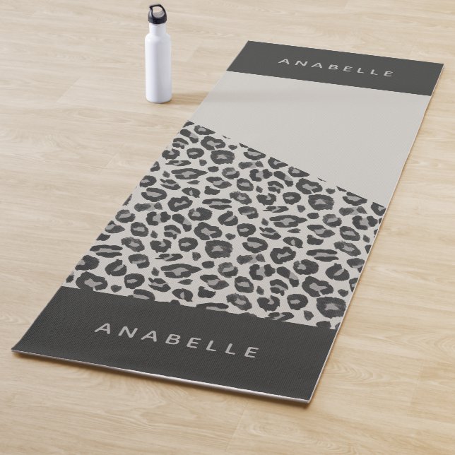Animal print modern colourful geometric yoga mat (In Situ)