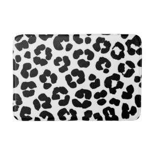 Animal print pattern bath mat