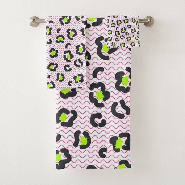 Animal print pattern bath towel set (Insitu)