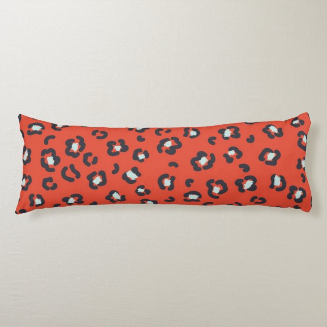 Animal print pattern body pillow (Front)