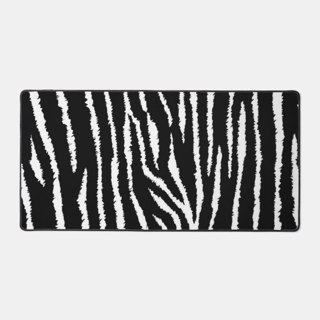 Animal print pattern desk mat (Front)