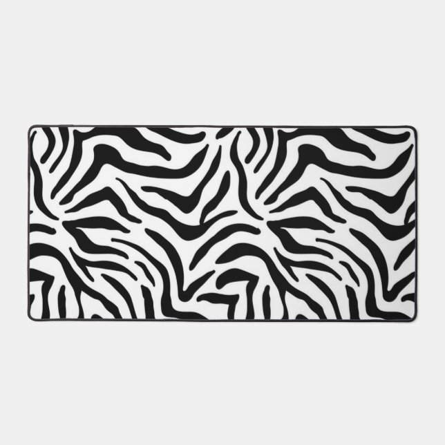 Animal print pattern desk mat (Front)