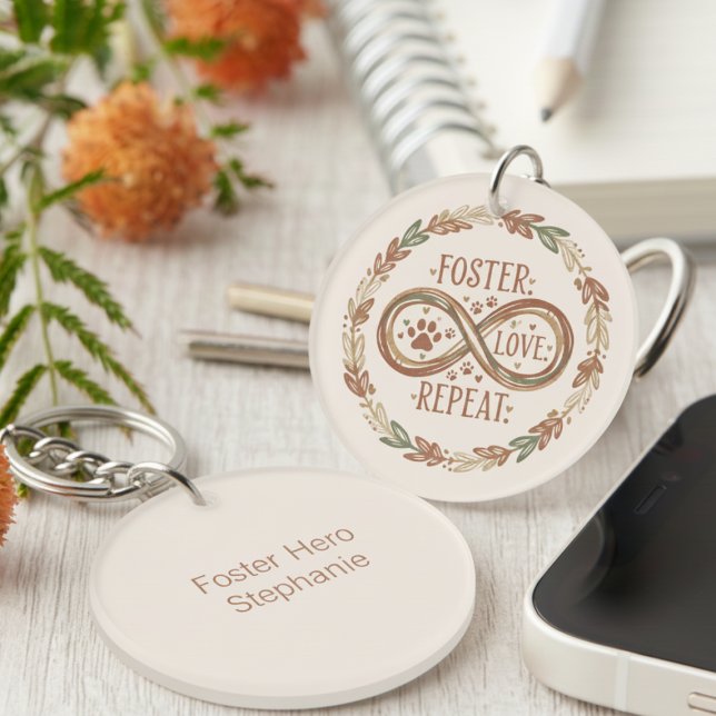 Animal Supporter Rustic Foster Love Répéter (Personalized animal foster supporter keychain)