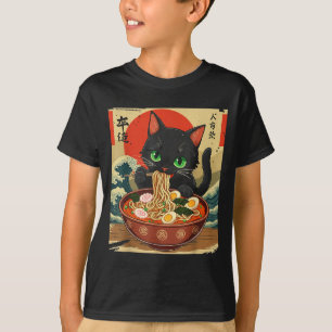 Anime Cat Eating Ramen Japanese Art Graphic Cat Cu T-Shirt