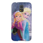 Anna and Elsa | Holding Hands