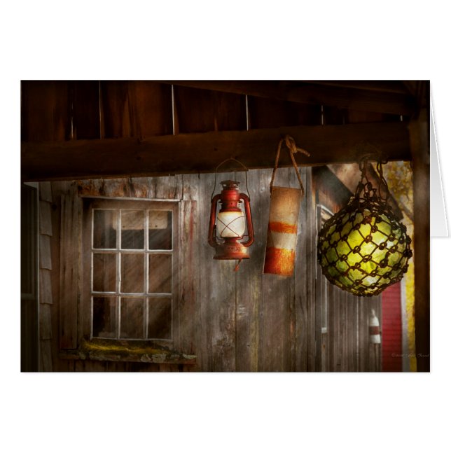 Antique - Hanging around (Front Horizontal)