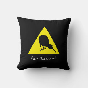 Aotearoa & Kiwi Bird, Nocturnal New Zealand travel Throw Pillow