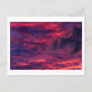 août carte postale rouge