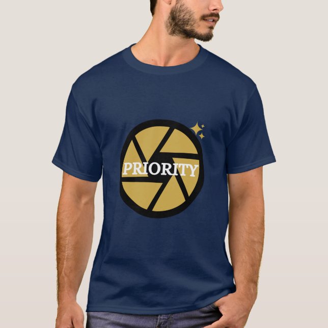Aperture Priority Cool Photography Design T-Shirt (Front)