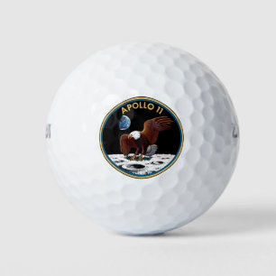 Apollo 11 insignia golf balls