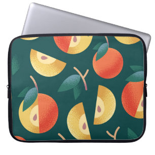 Apple Delight: Dark Green Seamless. Laptop Sleeve