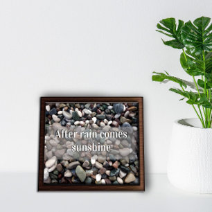 Après la pluie vient soleil poster de motivation