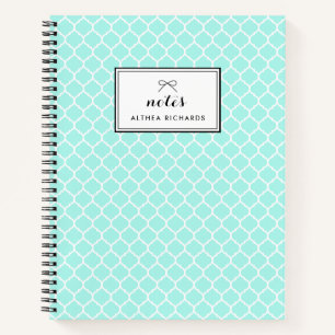 Aqua Blue Quatrefoil Motif Carnet personnalisé