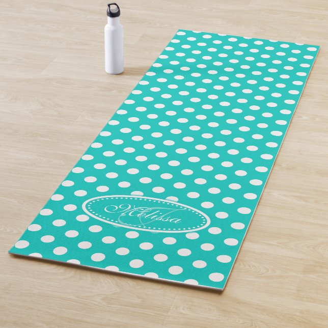 Aqua green white polka dot yoga mat (In Situ)