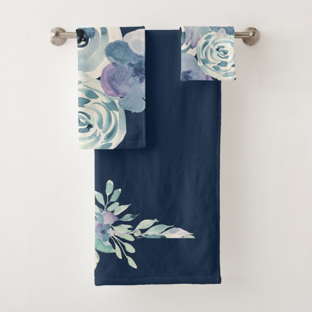 Aquarelle bleu marine florale (En situation)