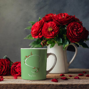 Aquarelle lettre fleur sauvage S tasse de café ver