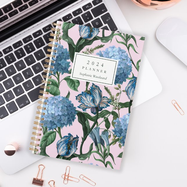 Aquarelle motif floral bleu rose Monogramme 2024 (Créateur téléchargé)