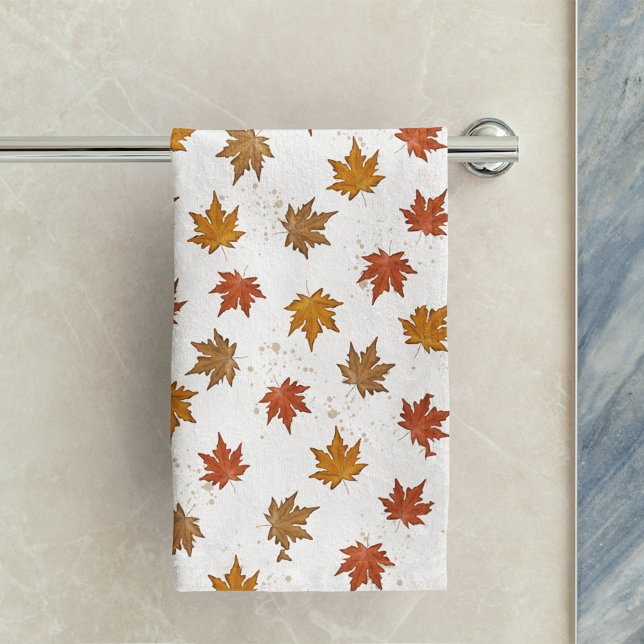 Aquarelle simple Automne Feuilles minimaliste (Fall leaves pattern autumn inspired patterned hand towel.)