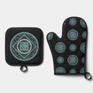 Aquarius Mandala Oven Mitt & Pot Holder Set