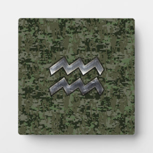 Aquarius Zodiac Sign on Woodland Digital Camo Plaque