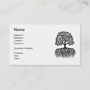 Arbre avec le carte de visite de racines
