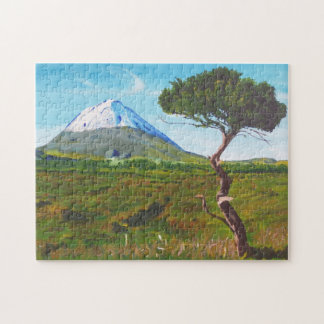 Arbre isolé de puzzle aux Açores