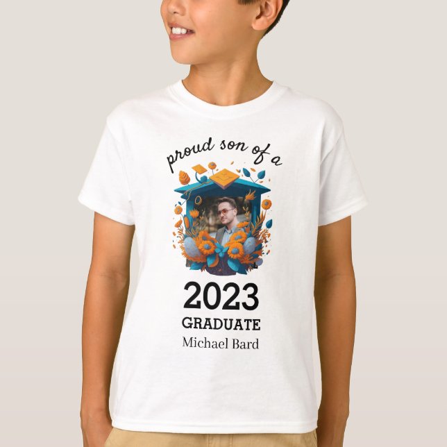 Arch Photo Proud Dad of 2023 Graduate T-Shirt (Front)