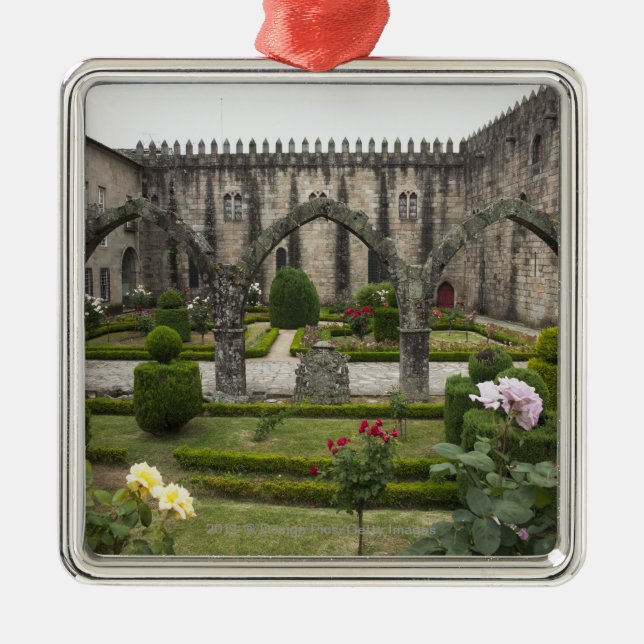 Archbishop Palace Of Braga With Garden Metal Ornament (Front)