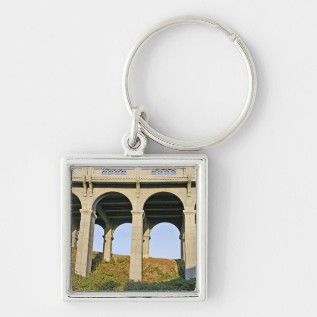 Arched supports Patterson Memorial Bridge Keychain (Front)