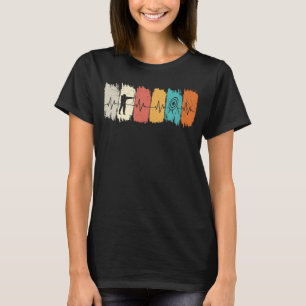 Archery Heartbeat Retro Vintage Bow and Arrow Mens T-Shirt