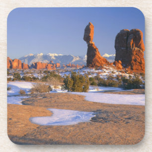 ARCHES NATIONAL PARK, UTAH. USA. Balanced Rock Coaster
