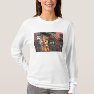 Architecture on the streets of San Miguel de T-Shirt