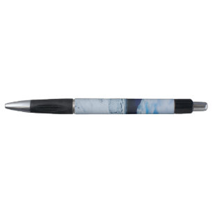 Arctic Glacier Landscape with Snow and Peaks Pen
