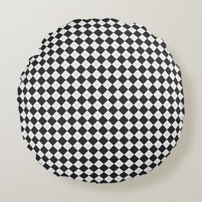 Argyle plaid. Scottish pattern in white and black  Round Pillow (Front)