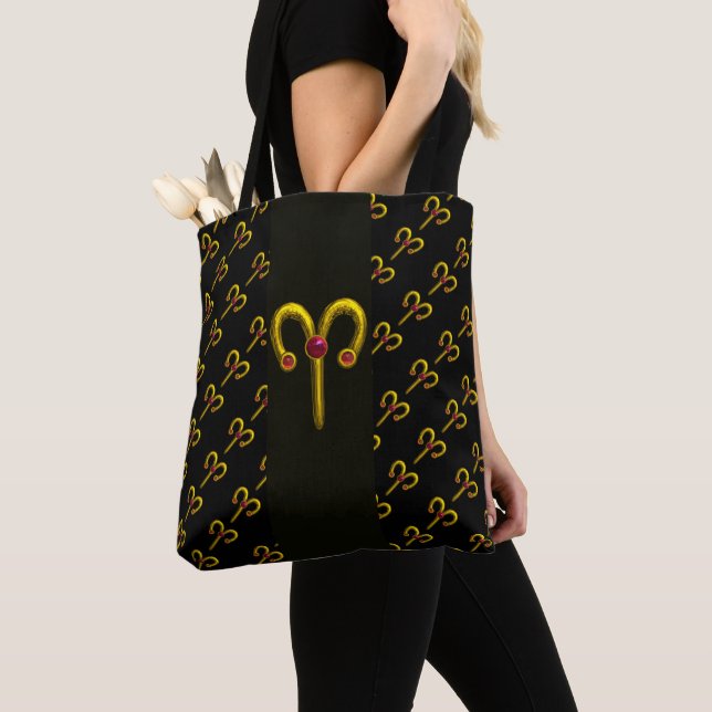 ARIES GOLD ZODIAC SIGN Red Ruby Black Tote Bag (Close Up)