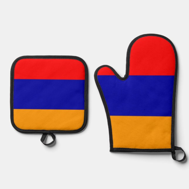 Armenian Flag Oven Mitt and Pot Holders Oven Mitt & Pot Holder Set (Front)