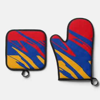 Armenian Tricolor Oven Mitt and Pot Holders Oven Mitt & Pot Holder Set