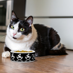 Arrrr it's the fishy roger! customizable bowl