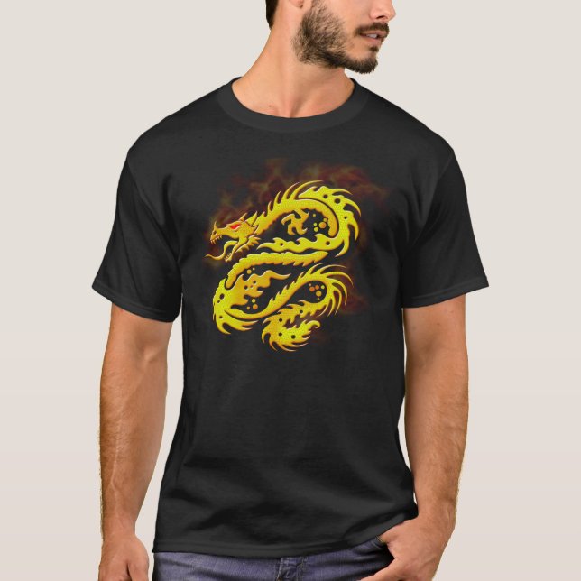 Art d'or brûlant de dragon sur le T-shirt noir (Devant)