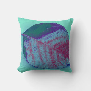 Art leaf autumn throw pillow