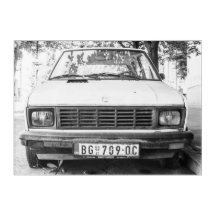 Yugo, vieux bagage de voiture yougoslave