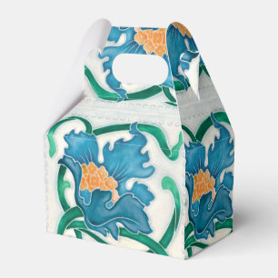 Art Nouveau Floral Majolica Faux Relief Favor Box